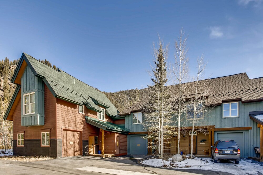 Ski Tip Townhomes 8713