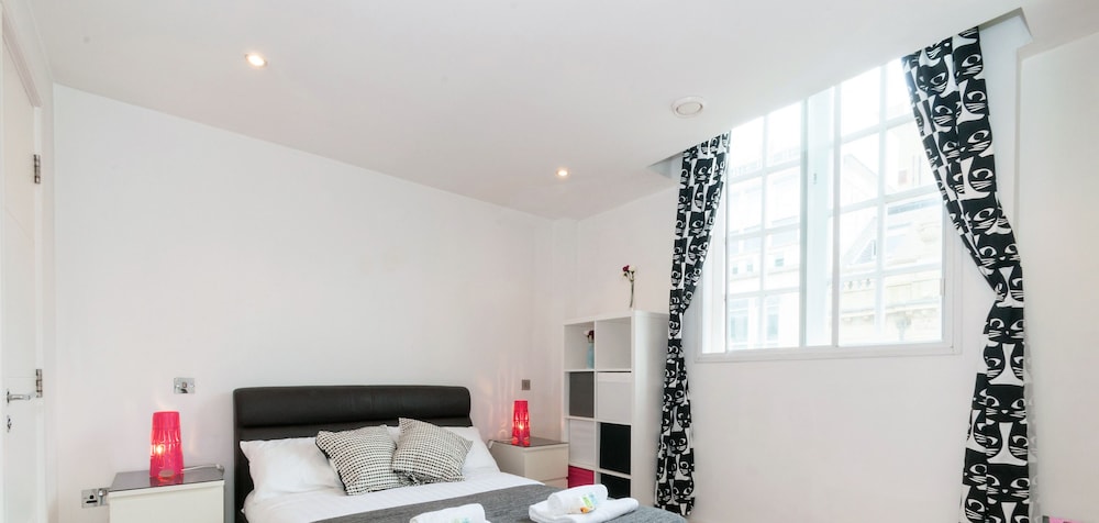 The Chamber Suites