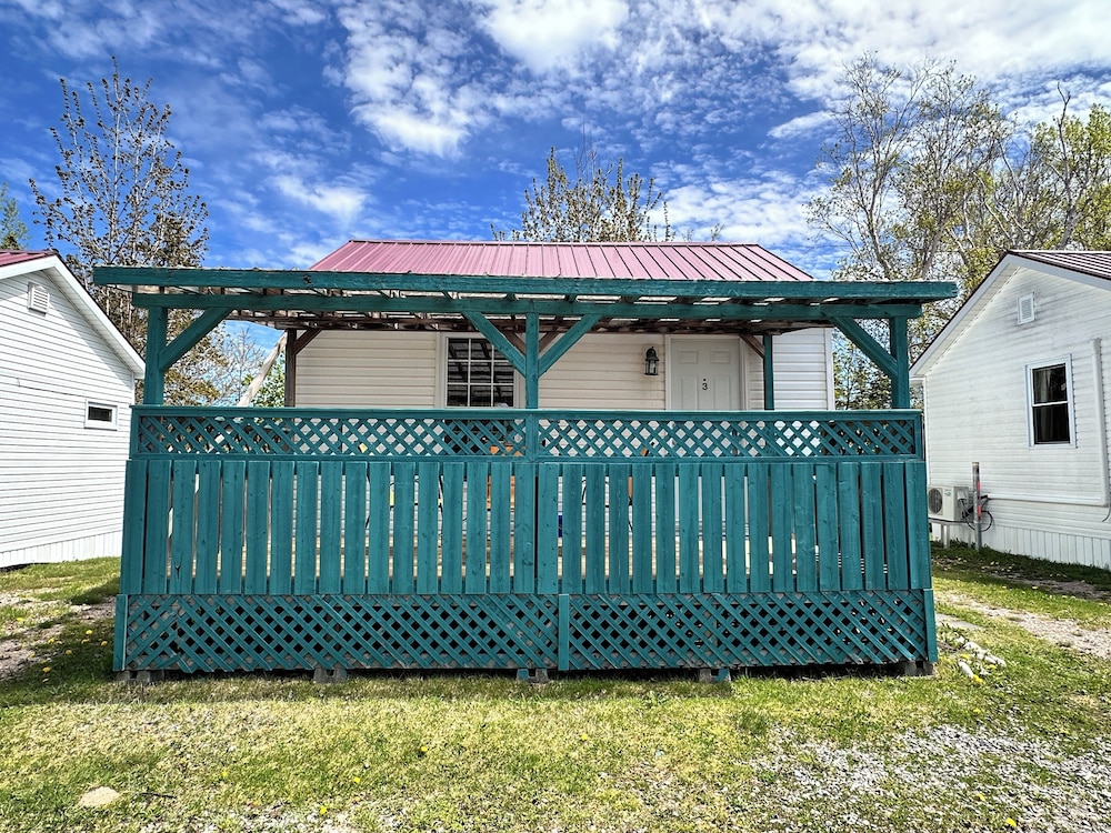 Skyline Cabins