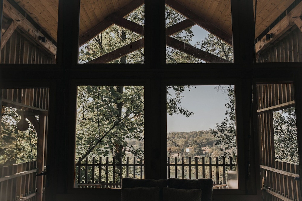Cabane de la Saône by Lyon Country House