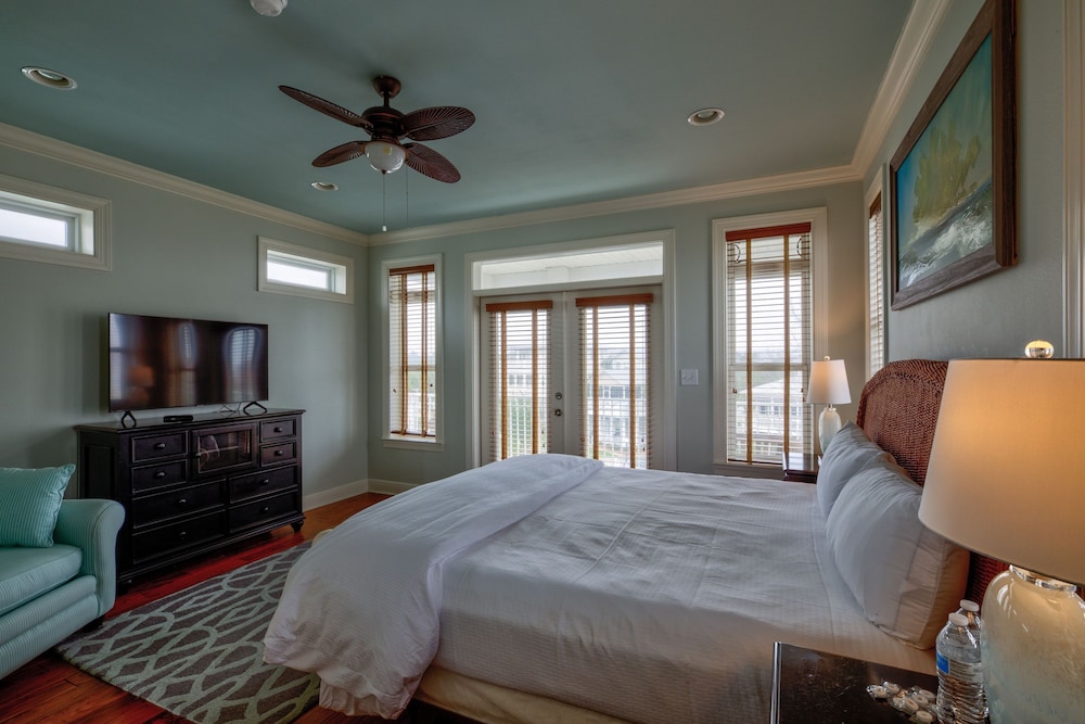 A Piece of Heaven by Avantstay Private Pool Sleeps 14 Pet-friendly
