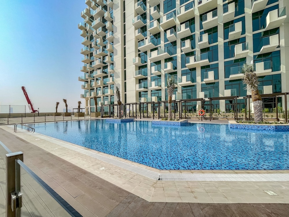 Wonderful Studio Apartment With Balcony at Farhad Azizi