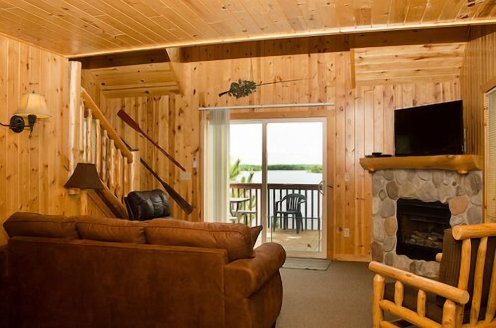 Woodland Beach Resort