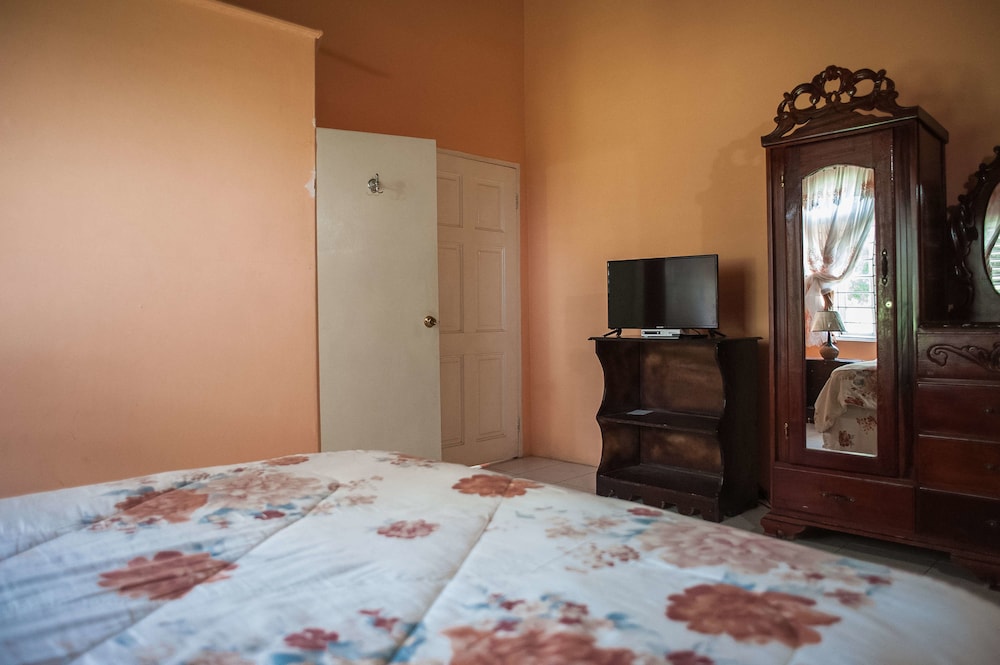 Diamond Villas and Suites