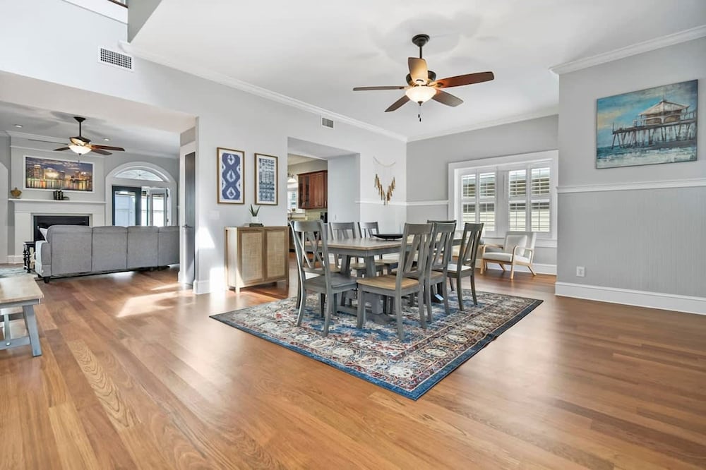 Beach House Pool Golf Cart Game Room BBQ