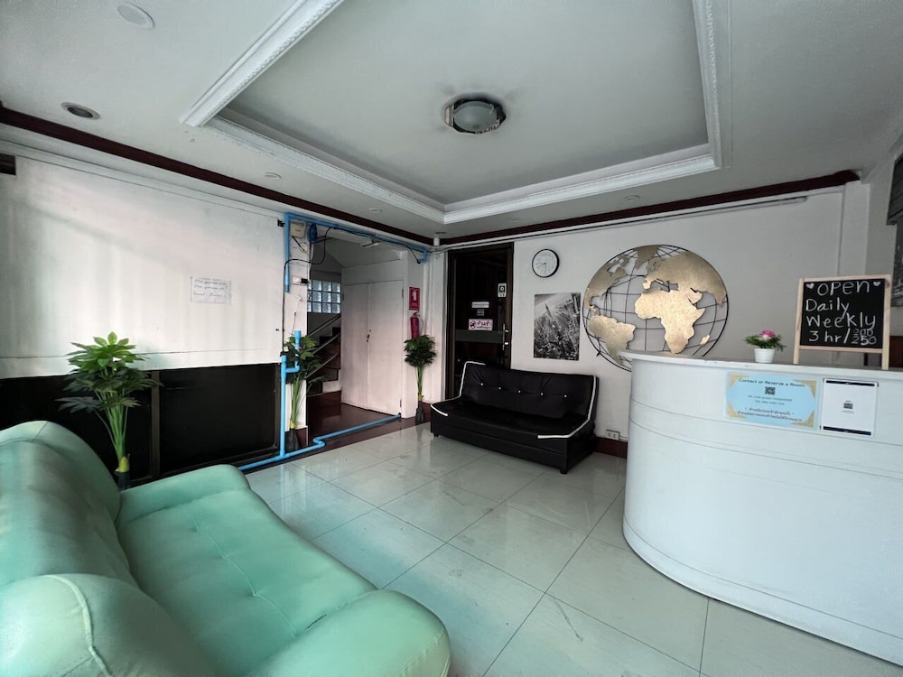 Green Hotel