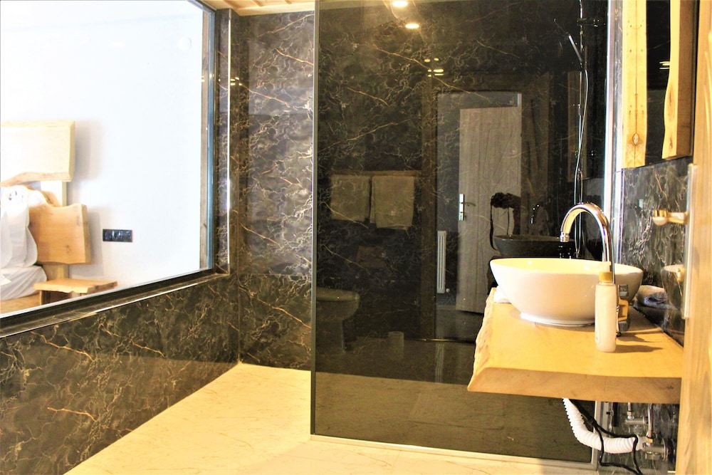 Abant Dere Otel