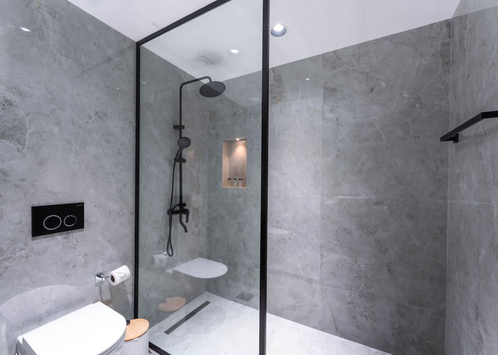 Bahar 2 s Stylish 2 Bedroom That Sleeps 4