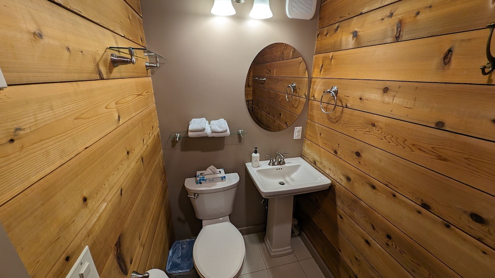 Lava Top 1 2 Bedroom Home