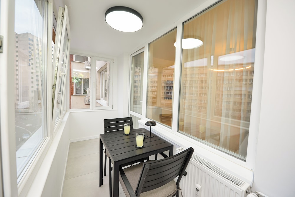 Twin II Apartment - One Bedroom - Cismigiu Gardens
