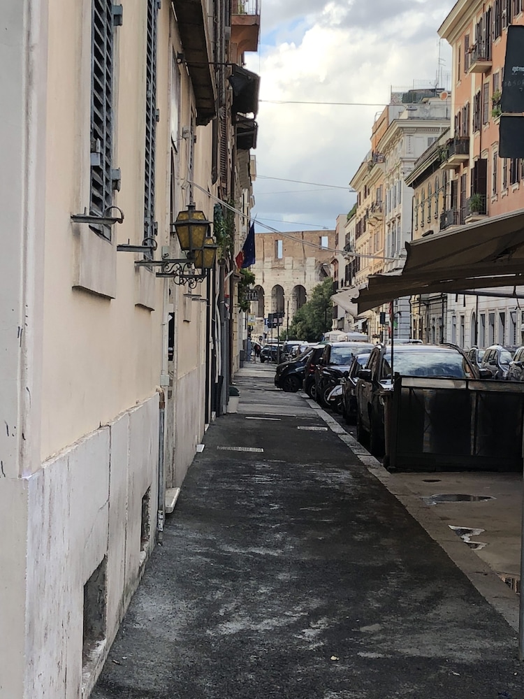 Residenza Giulia al Colosseo