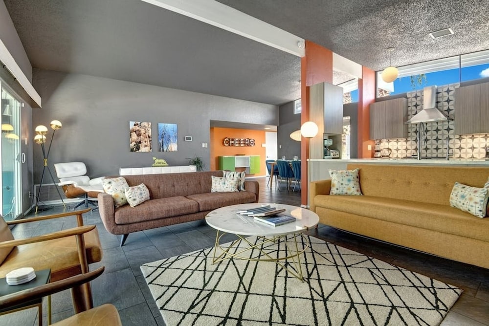 Biskra by Avantstay Classic Palm Springs Getaway W Outdoor Living Pool Permit 4869