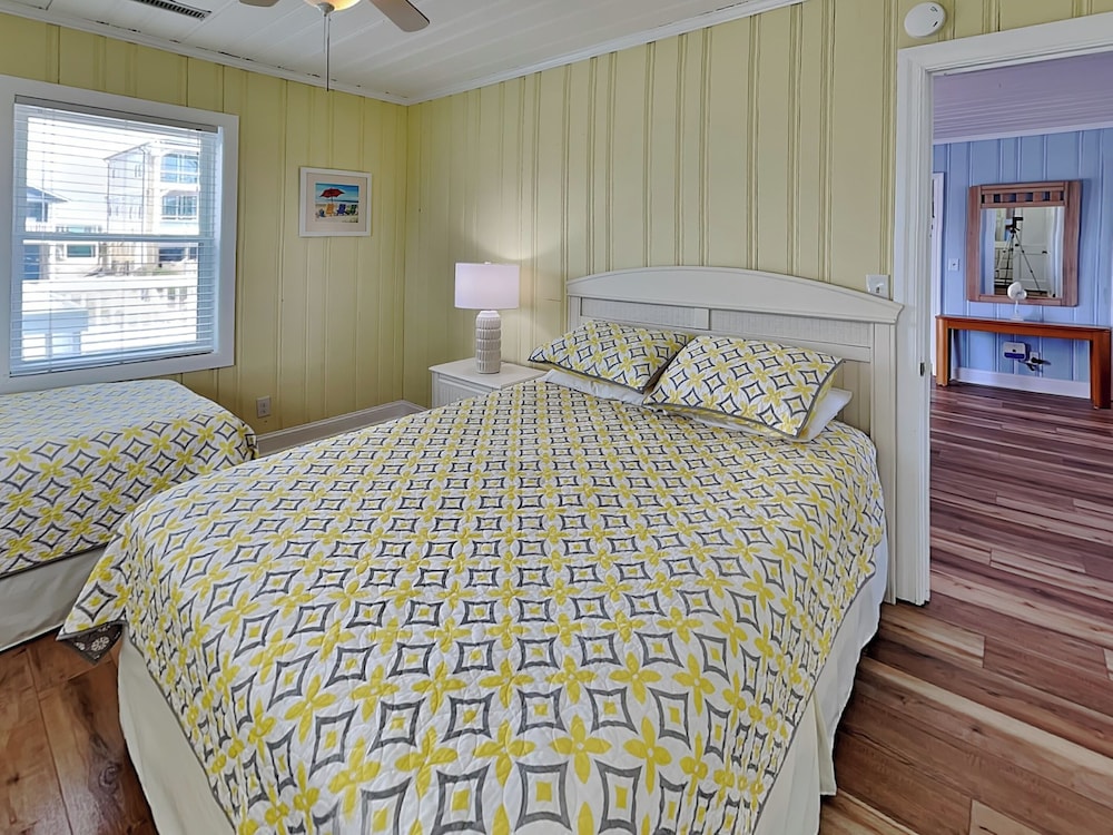 Costic by Topsail Realty
