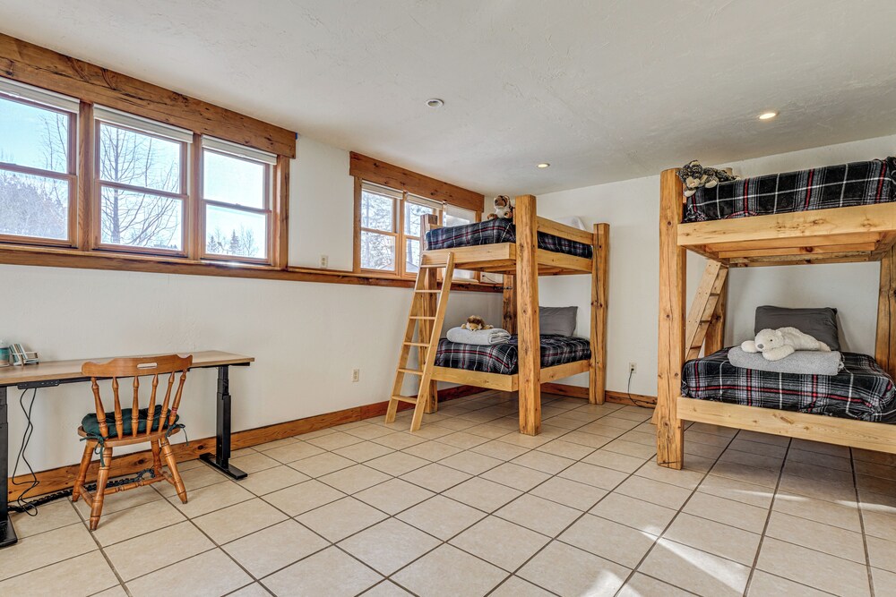 Hot Tub & Private Sauna: Wausau Family Home