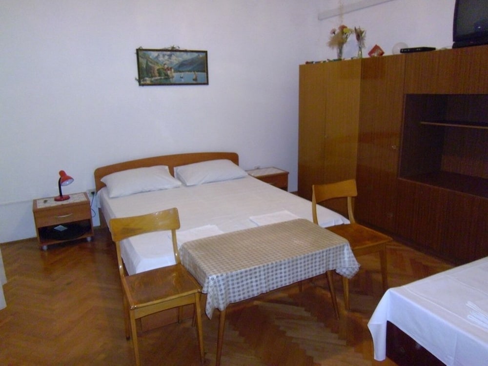 Ivan1 - 10m From the Beach With Parking - A1 Donji view 4