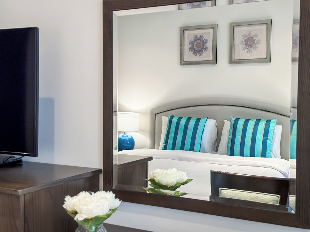 Resort Apartments - Royal Amwaj North