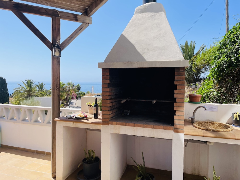 Casa Blanca con Vistas al mar by At Home Costa del