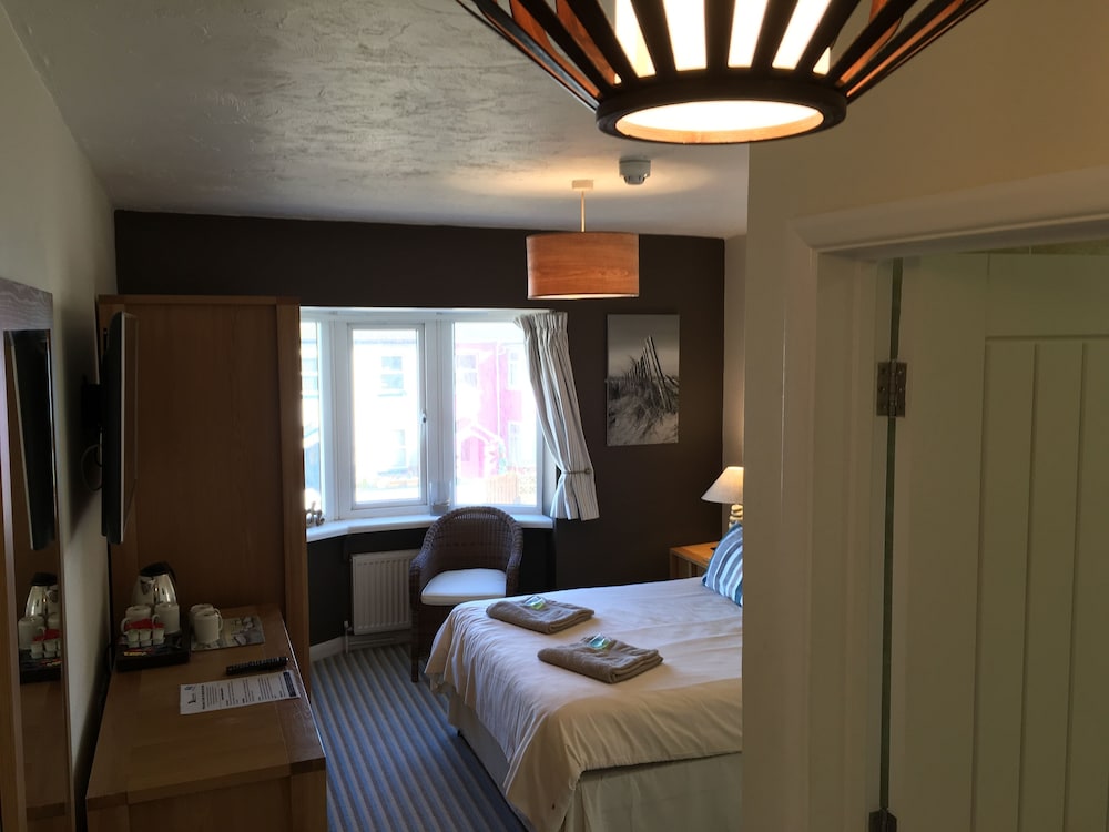 Bideford Vacations - The Waterfront Inn - Property Image 75