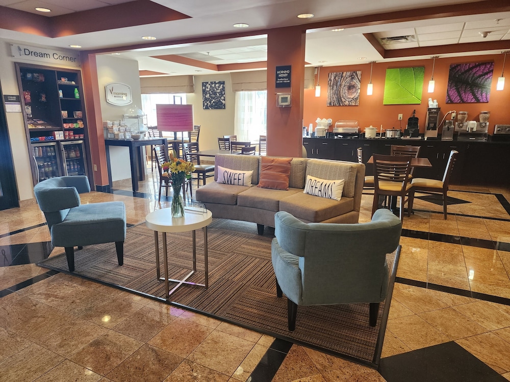 Dyersburg Vacations - Sleep Inn  Suites Dyersburg I-155 - Property Image 2