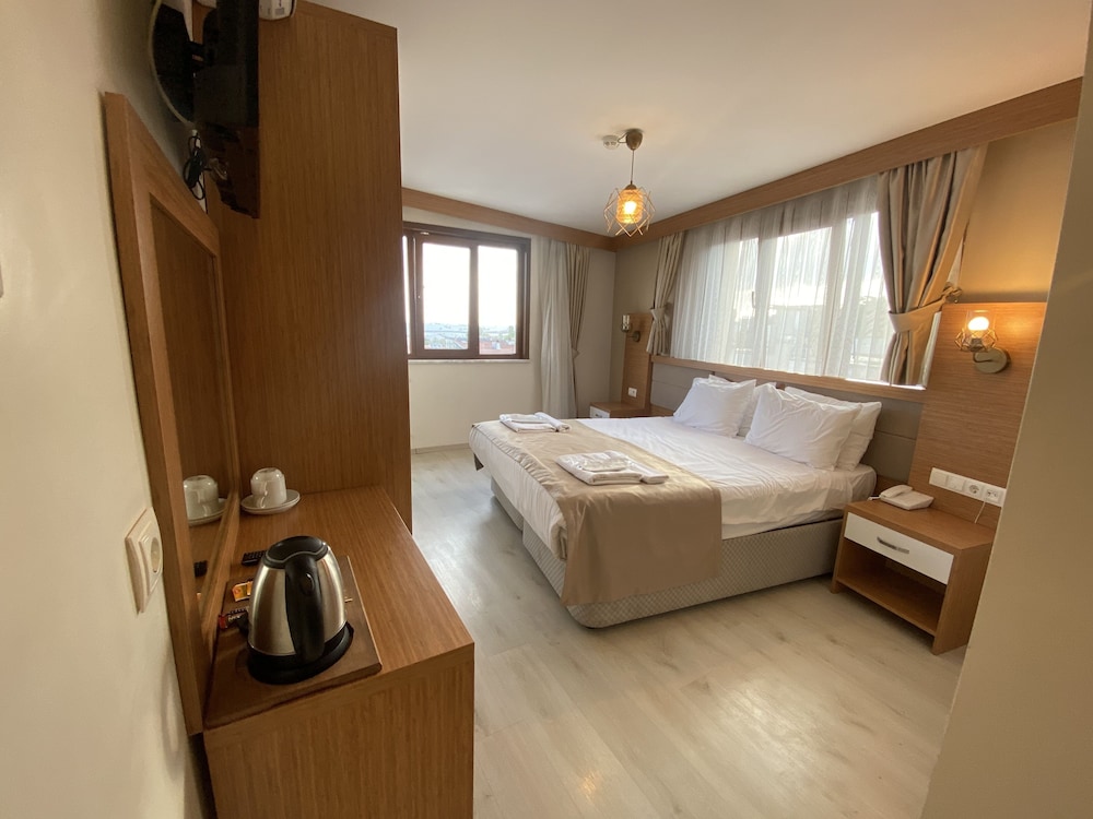 Zeyn Hotel Istanbul - Image 21