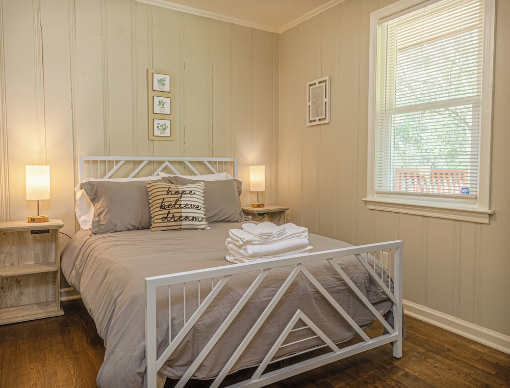 Charming Spacious Home with Game room