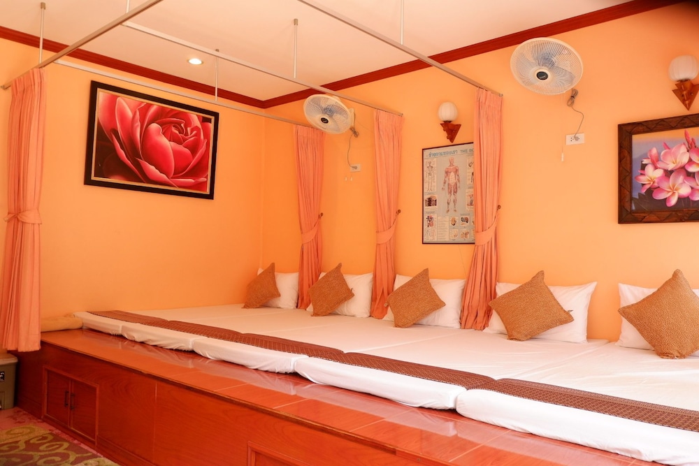 Harmony House - Hostel