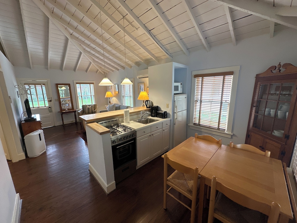 The 1708 House