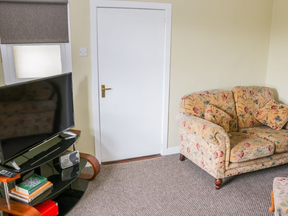 Glor Cottage view 2