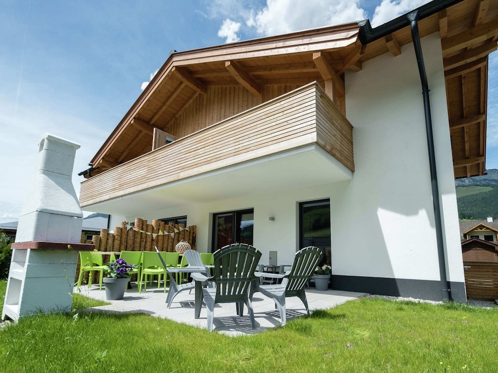 Apartment in ski Area in Leogang With Sauna view 2