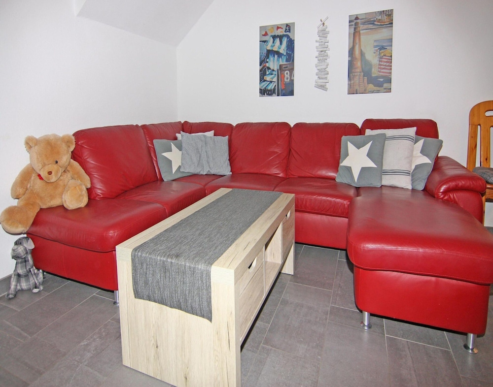 Wohnung in Wenkendorf mit Garten