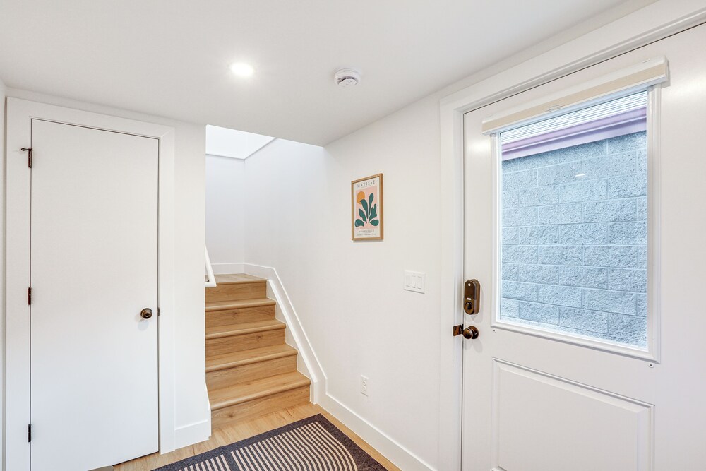 < 1 Block to City Park: New-build Apt in Denver!