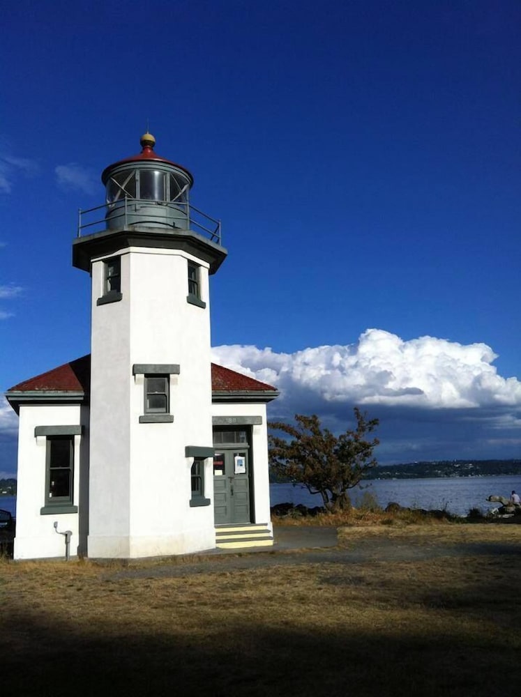 Lodges on Vashon