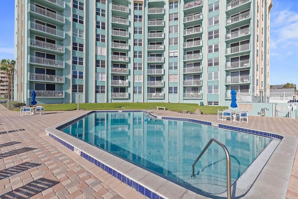 Coronado Towers 201