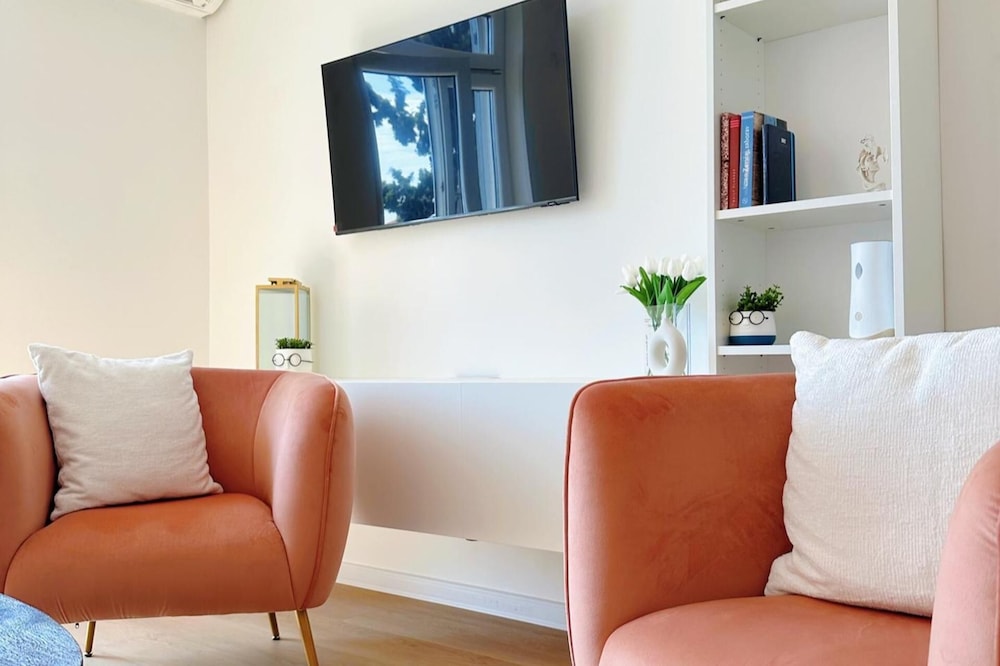 Sea View Apartment Rijeka-free Parking-6 People