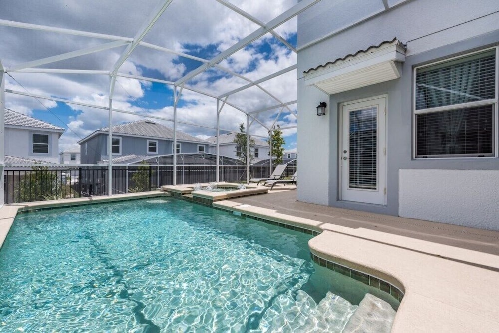 1585fd Amazing Champions Gate 5 Bedroom 5 Bed view 2