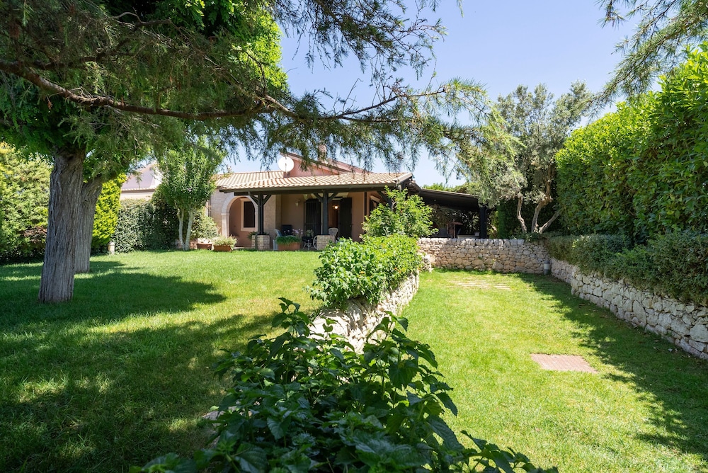 L Isola Nell Isola Country House