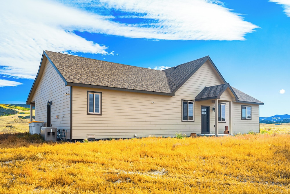 Mtn-view Home w/ Public Land Access in Guffey! view 5