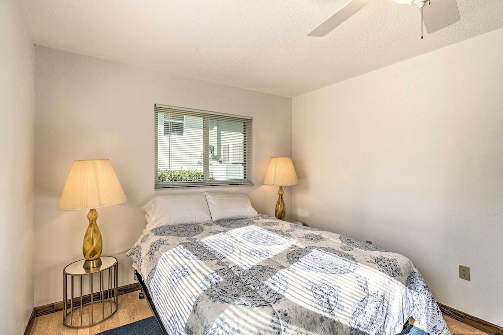 Punta Gorda Home With Backyard ~ 1 Mile to Dtwn! view 5
