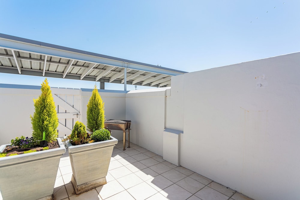 Seaside Village J9 by CTHA