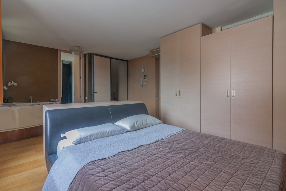 Fontana Penthouse in Fiumelatte