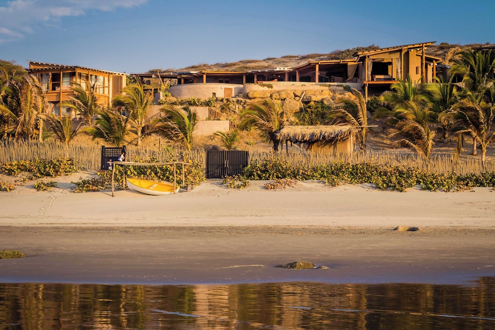 w Enjoyable 4BR w Pool in M Ncora