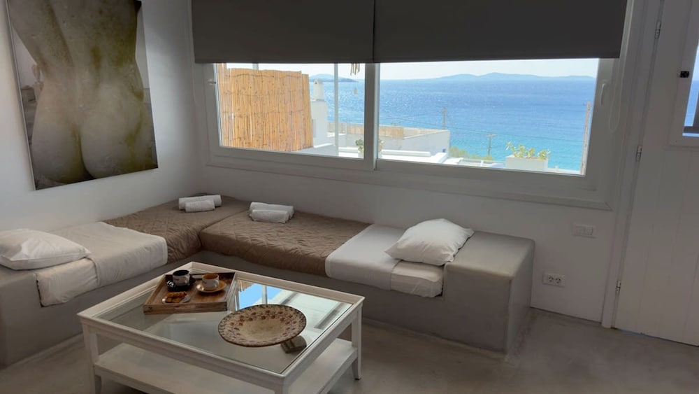 Mykonos Noir Nest - Sea View Escape