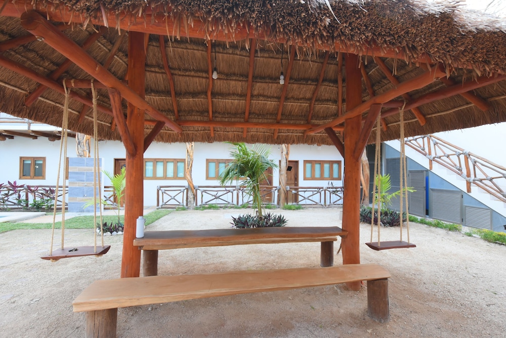 Hotel Hacienda Dos Ojos - Property Image 5