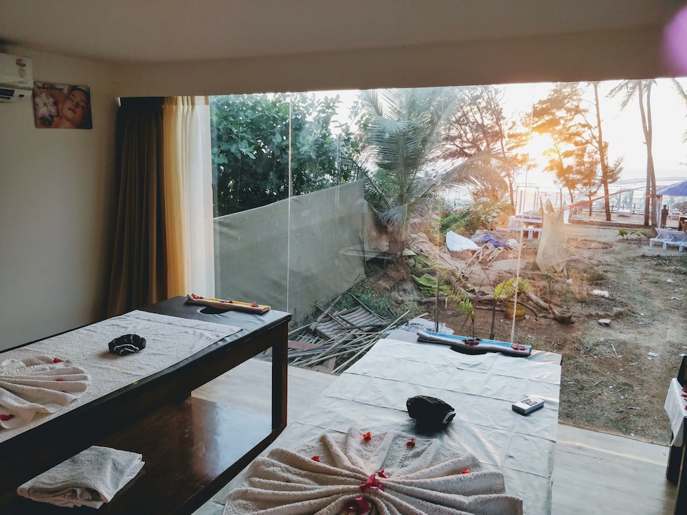 Mandrem Village Resort