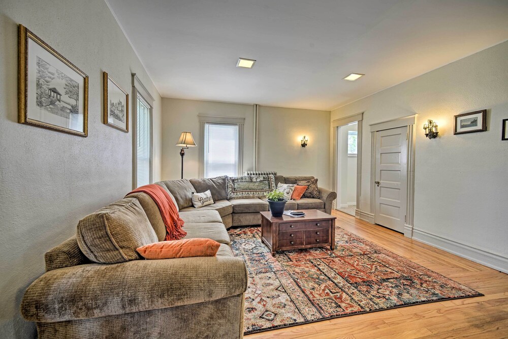 Home w/ Patio, 2 Blocks to St. Lawrence River - Property Image 14