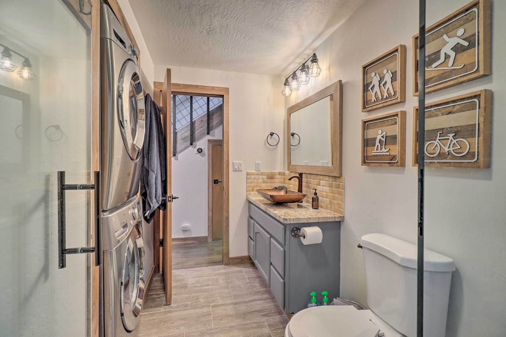 Lake Tahoe Vacations - Incline Village Cabin w/ Patio: 2 Mi to Beach! - Property Image 15