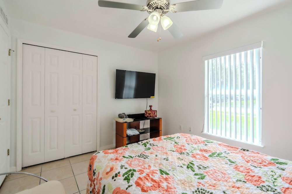 Flint and Kingscrest, LLC - Private Rooms in Shared Home