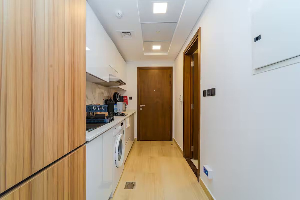 Elysee III by Pantheon Development