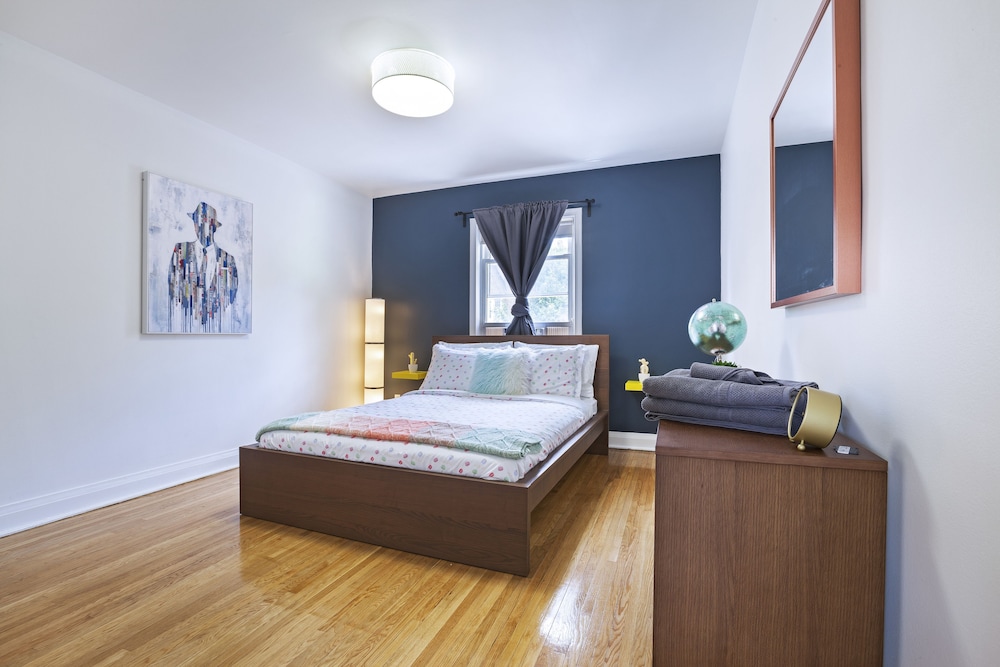 Vibrant Apartment in Forest Hill (Free Parking) - Image 3
