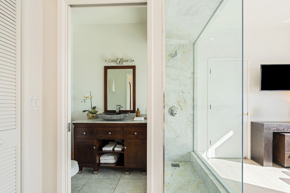 The Cayucan Bungalows by AvantStay Pet-Friendly Getaway Steps from Cayucos State Beach